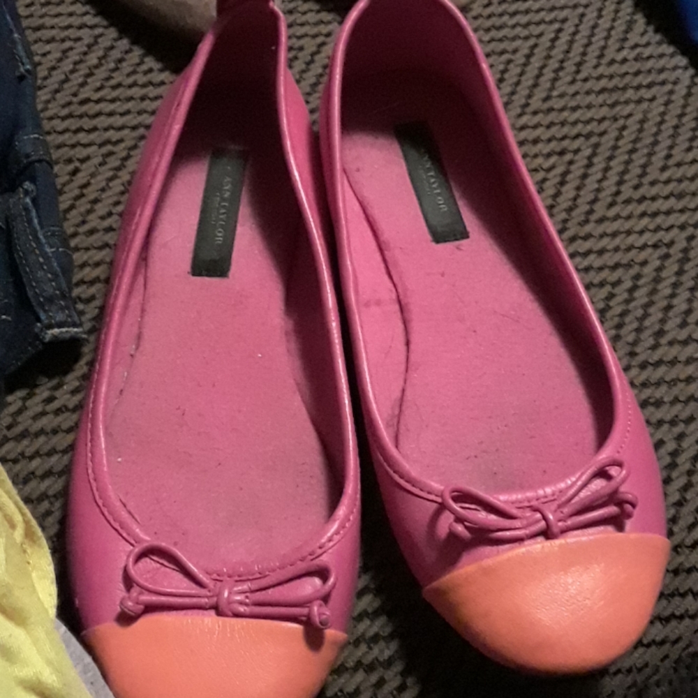 Flats - Picture 2 of 8